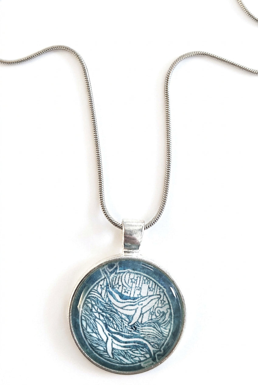 C17 Whales in Circle Pendant with Chain – ChelleC Designs